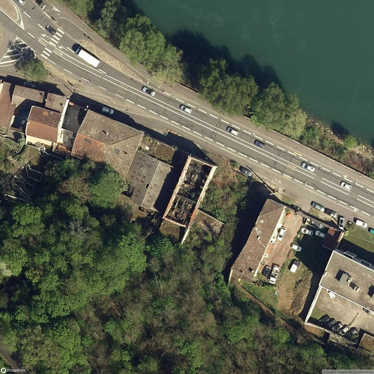 Castle Garage / ChÃ¢teau Garage [FRA]