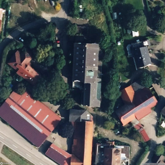 Country Hotel / Refugee Home [DEU]