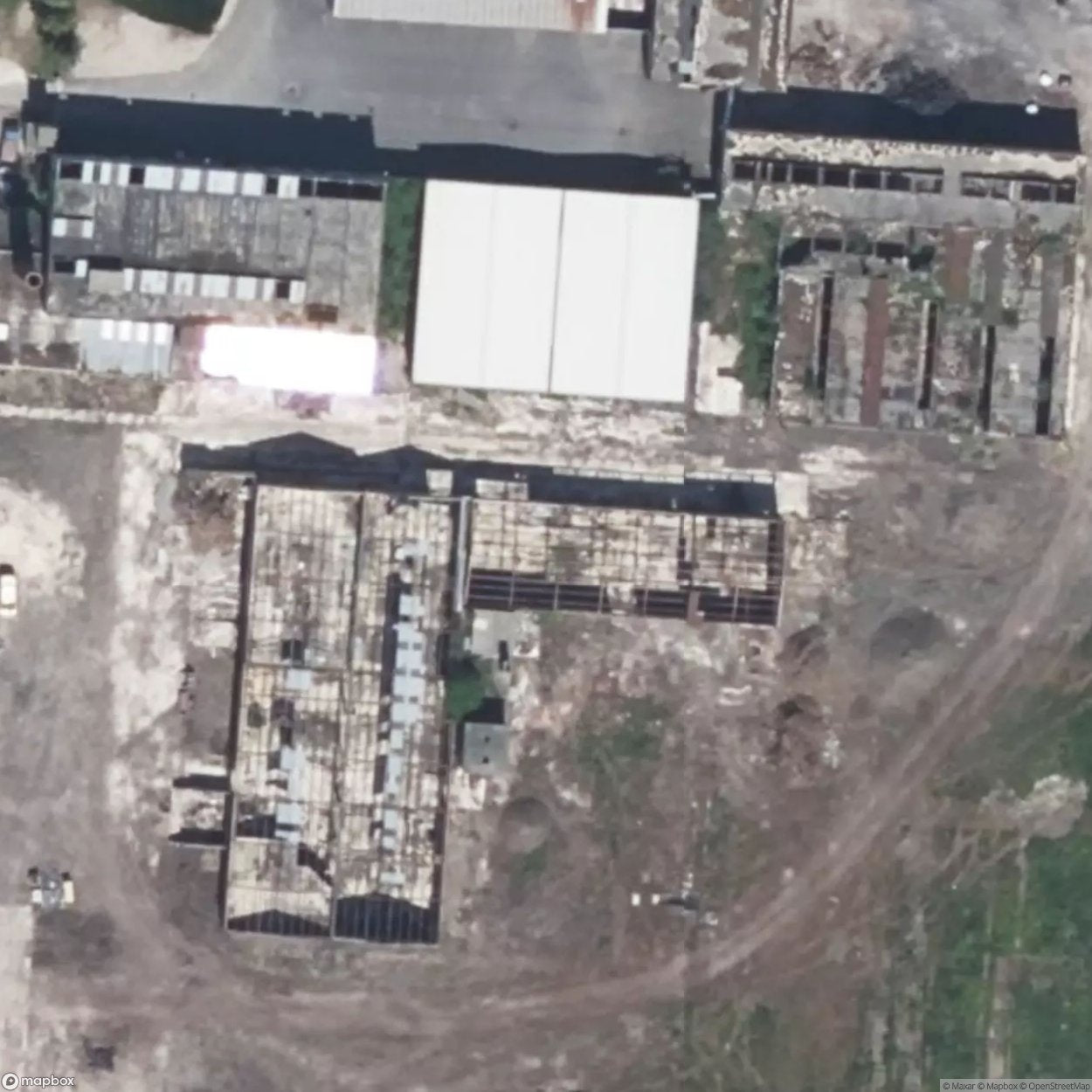 Etoiles Garage / Bavroi Garage [FRA]