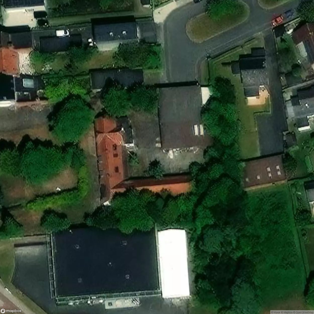 Carpet House / Maison Tapis [BEL]