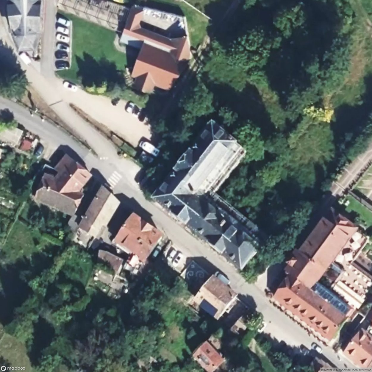 Awo Senior Center [FRA] #14940