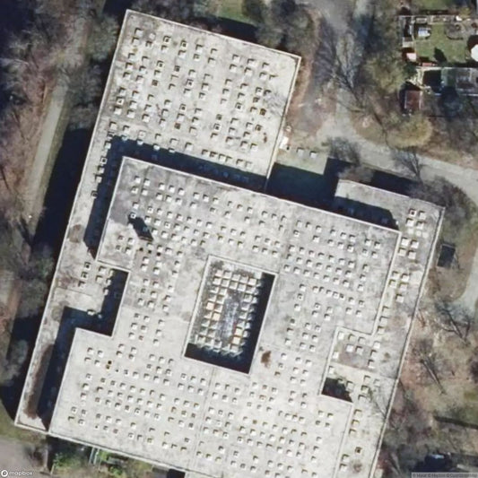 School with bunker / Emergency hospital [DEU]