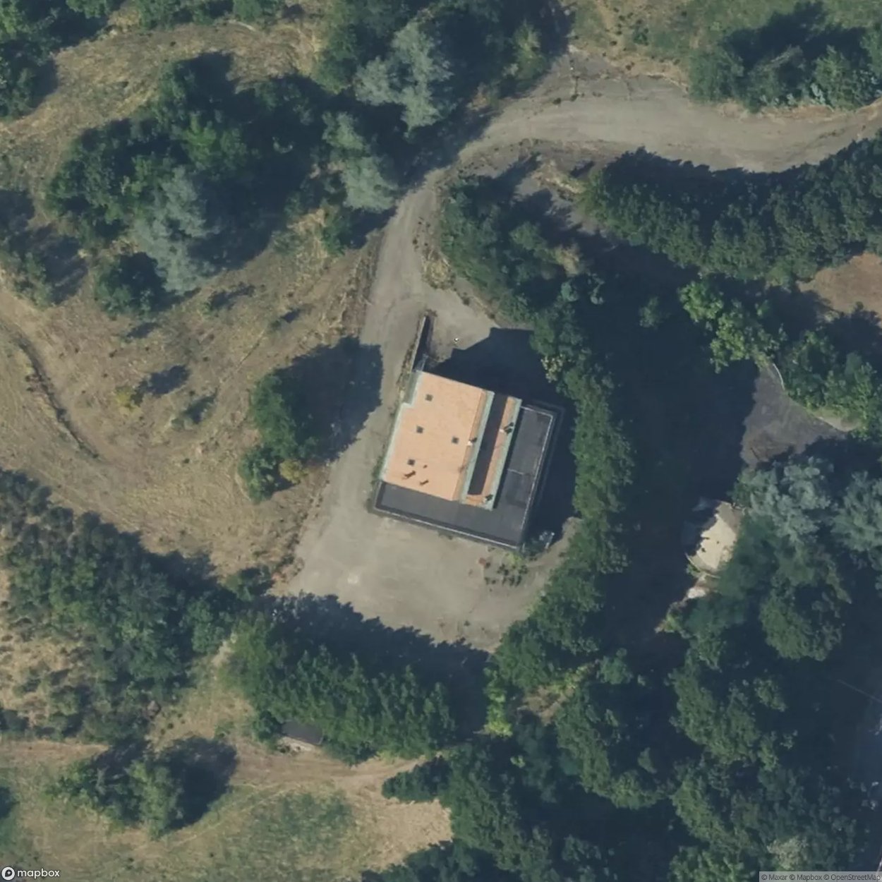 Former bar / small tavern [ITA]