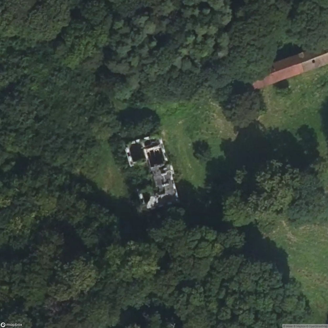 Menillet Castle [FRA] #10974
