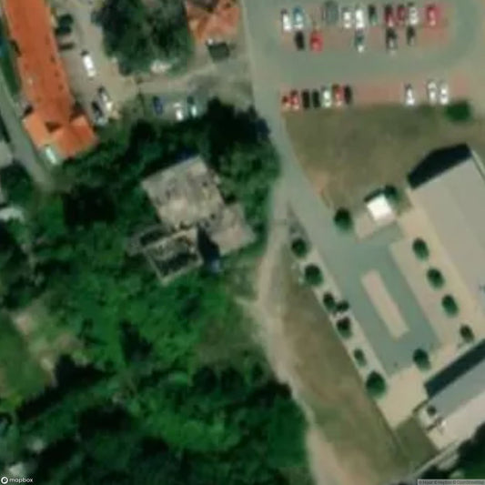 House by the Track / Mold House IV [DEU]