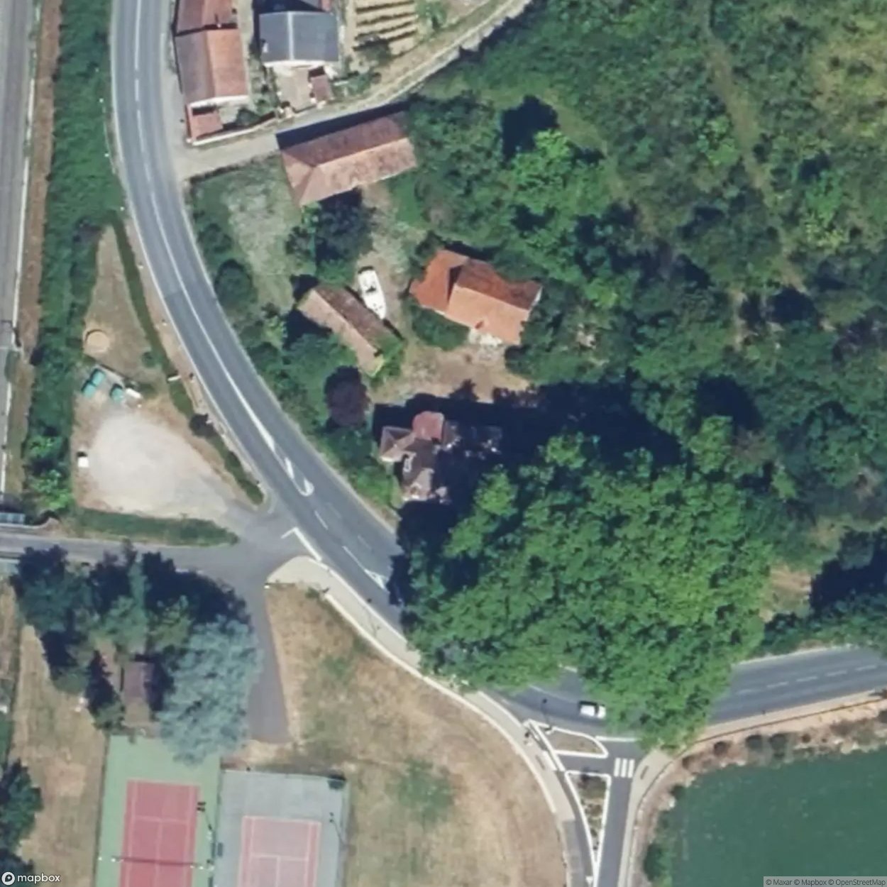 Castle of Mirrors [FRA]