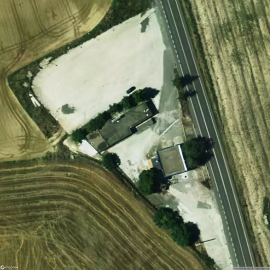 The desert gas station [ESP]