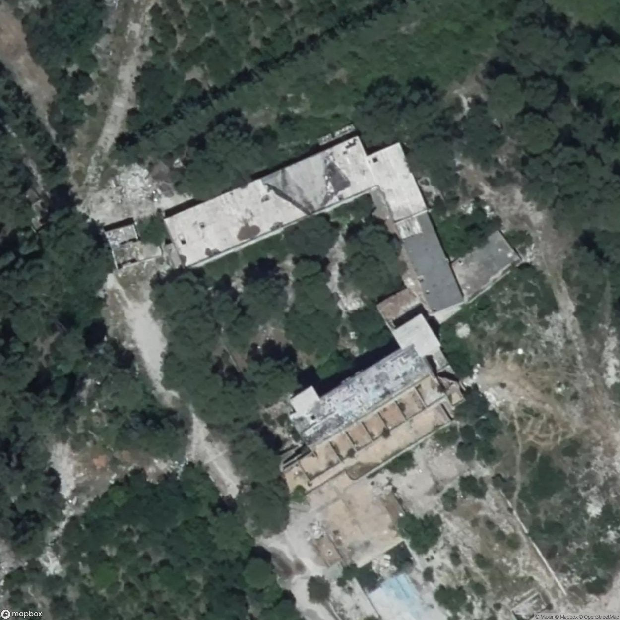 Hotel â Nightclub Le Zoom [FRA]