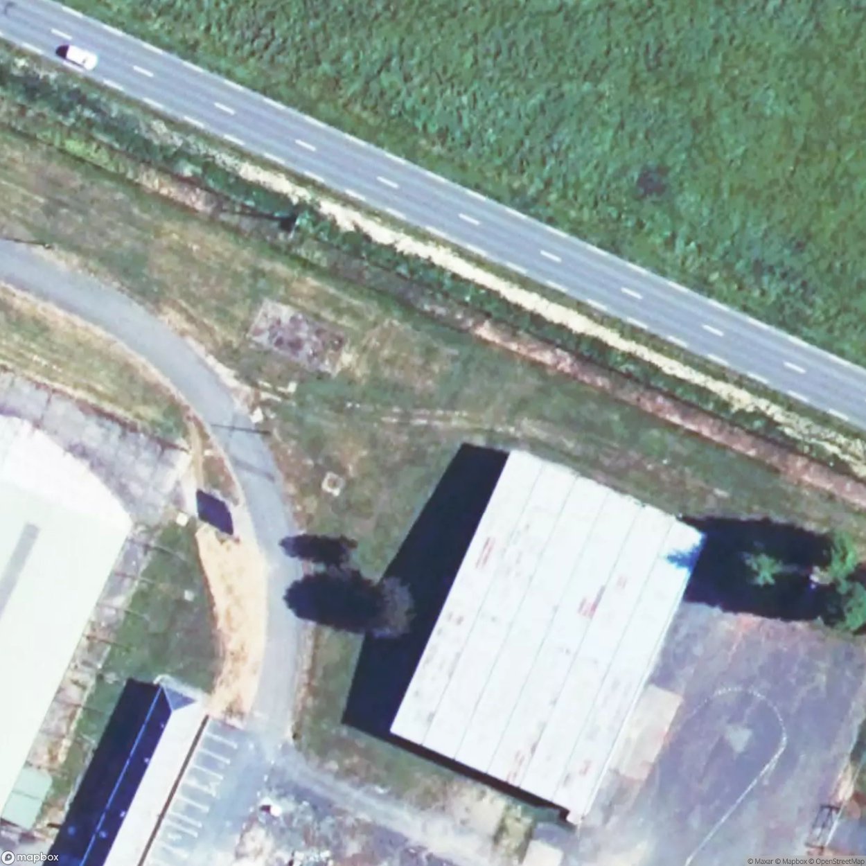 Chateaudun Air Base Aircraft Cemetery [FRA] #32331
