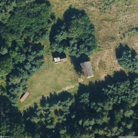 Lost farmhouse in the woods [DEU]