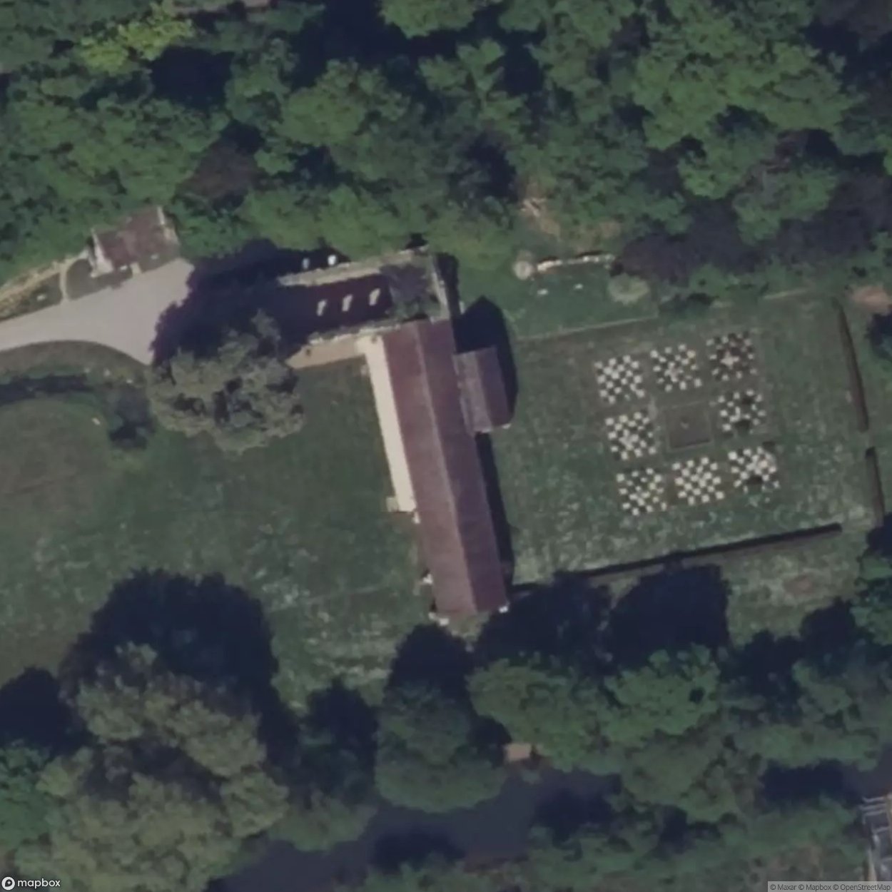 Notre-Dame de Fontaine-Guérard Abbey [FRA]