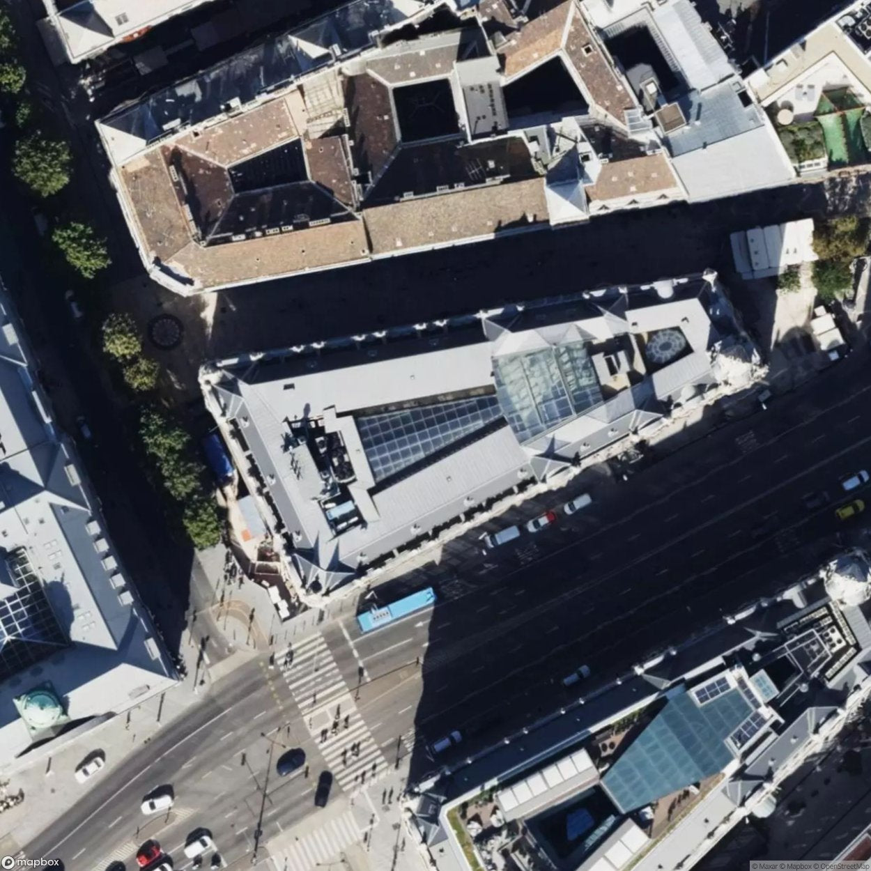 Number 6 Szabad Sajto Apartments [HUN]