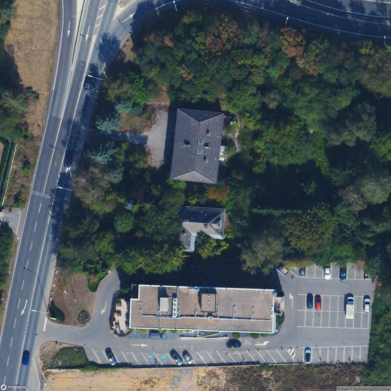 Abandoned Houses [LUX]