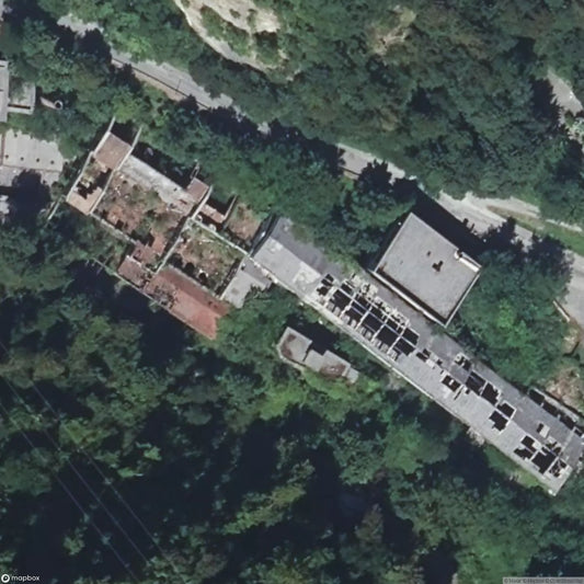 The landlocked factory [FRA]