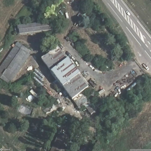 The Car Cemetery Hotel [FRA]