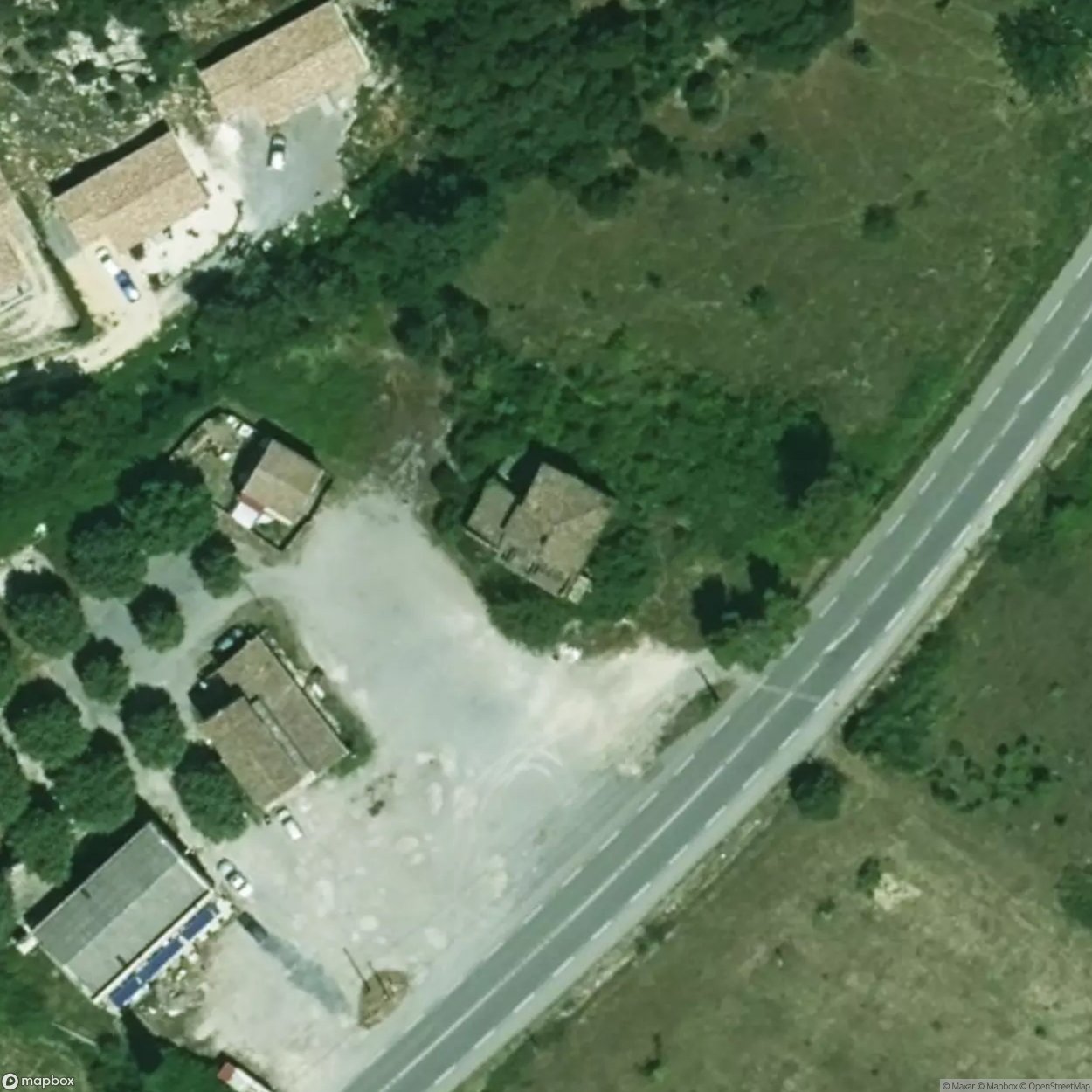 Flea Market House [FRA] #01369