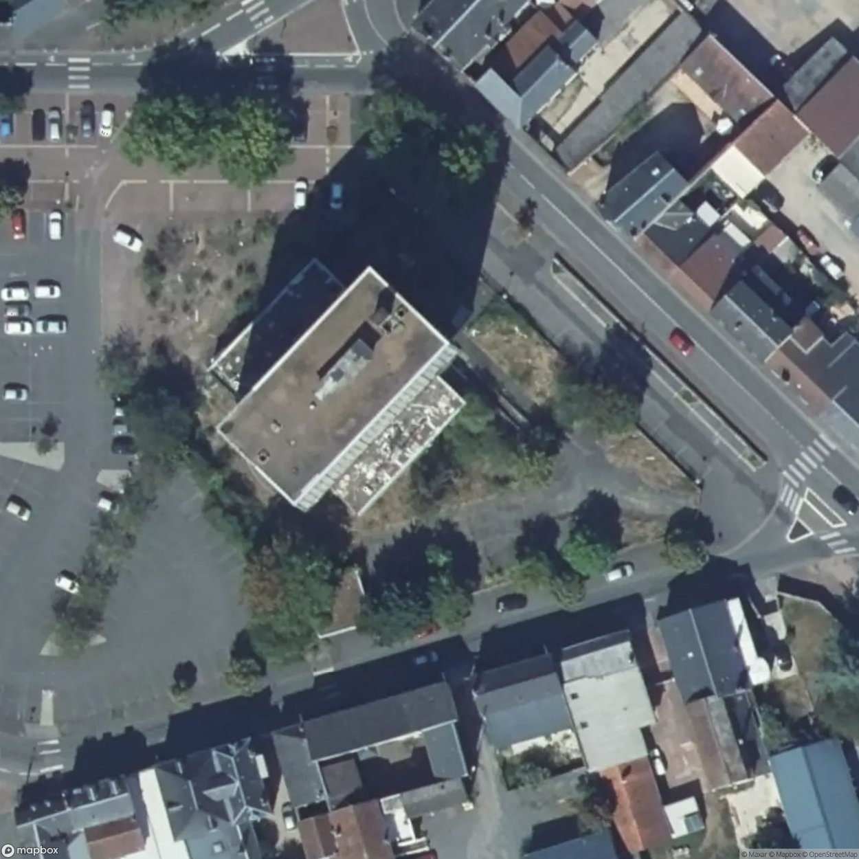 Administrative Center [FRA]