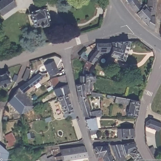 Monarchy Manor [FRA]