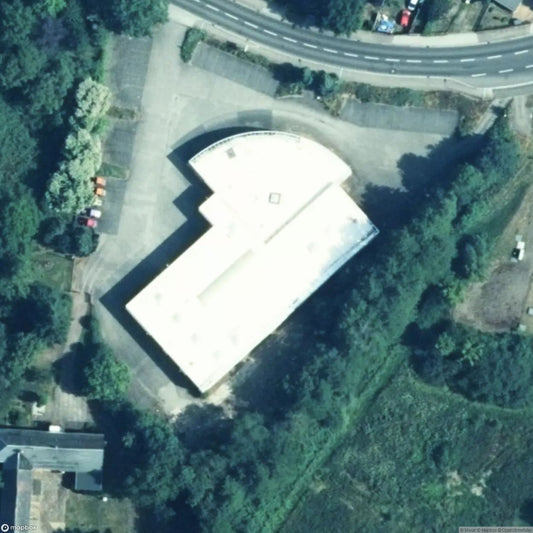 Autohaus [DUI] - The Urbex Factory